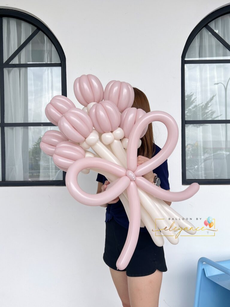 0183 氣球 花 花束-鬱金香s (8 stalks) (johor bahru delivery only)