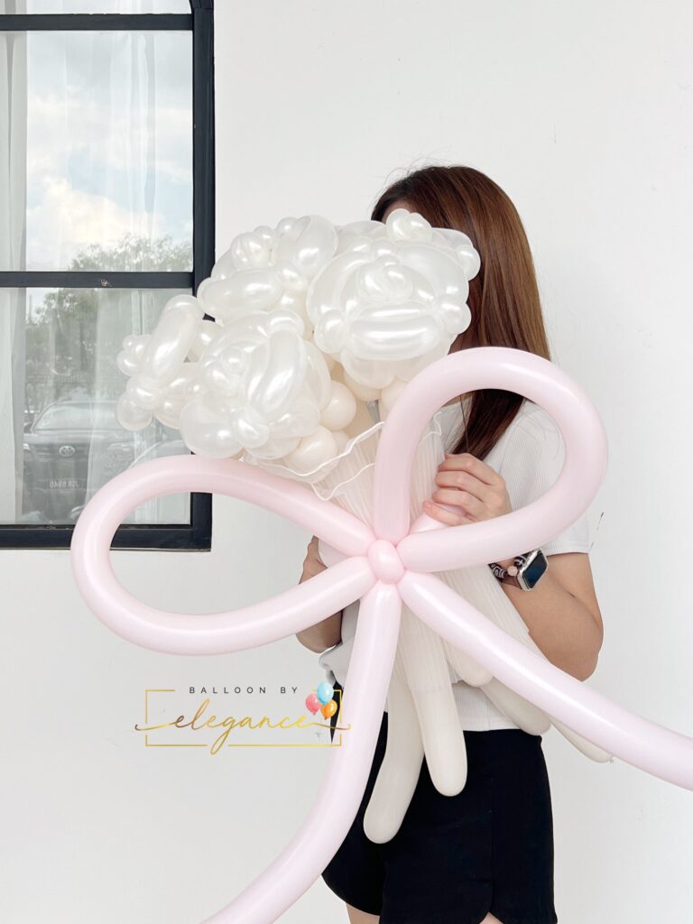 0480 氣球 花 花束- 優質 玫瑰s (6 stalks) (johor bahru delivery only)