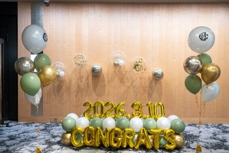 畢業慶祝綠金色氣球佈置